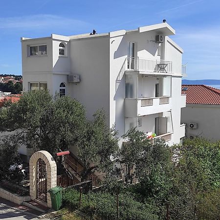 Apartment Topic Baška Voda Εξωτερικό φωτογραφία