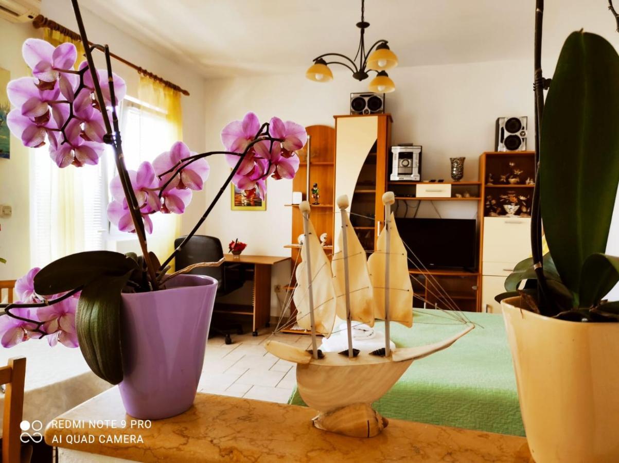 Apartment Topic Baška Voda Εξωτερικό φωτογραφία