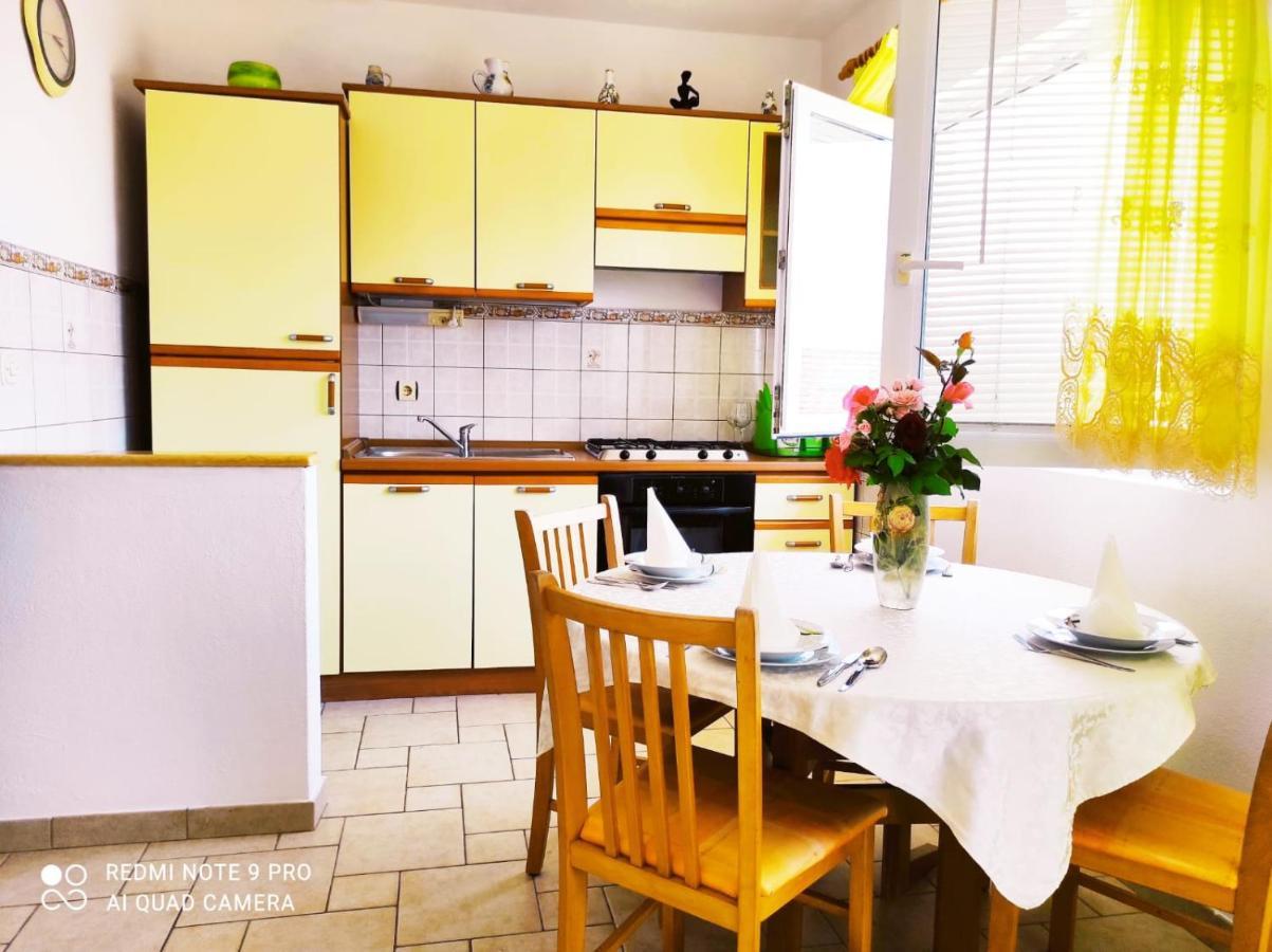 Apartment Topic Baška Voda Εξωτερικό φωτογραφία