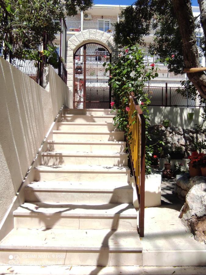 Apartment Topic Baška Voda Εξωτερικό φωτογραφία