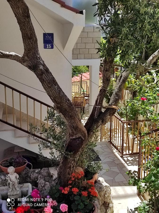 Apartment Topic Baška Voda Εξωτερικό φωτογραφία