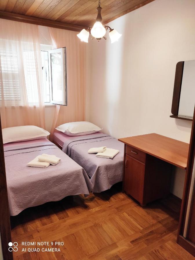 Apartment Topic Baška Voda Εξωτερικό φωτογραφία