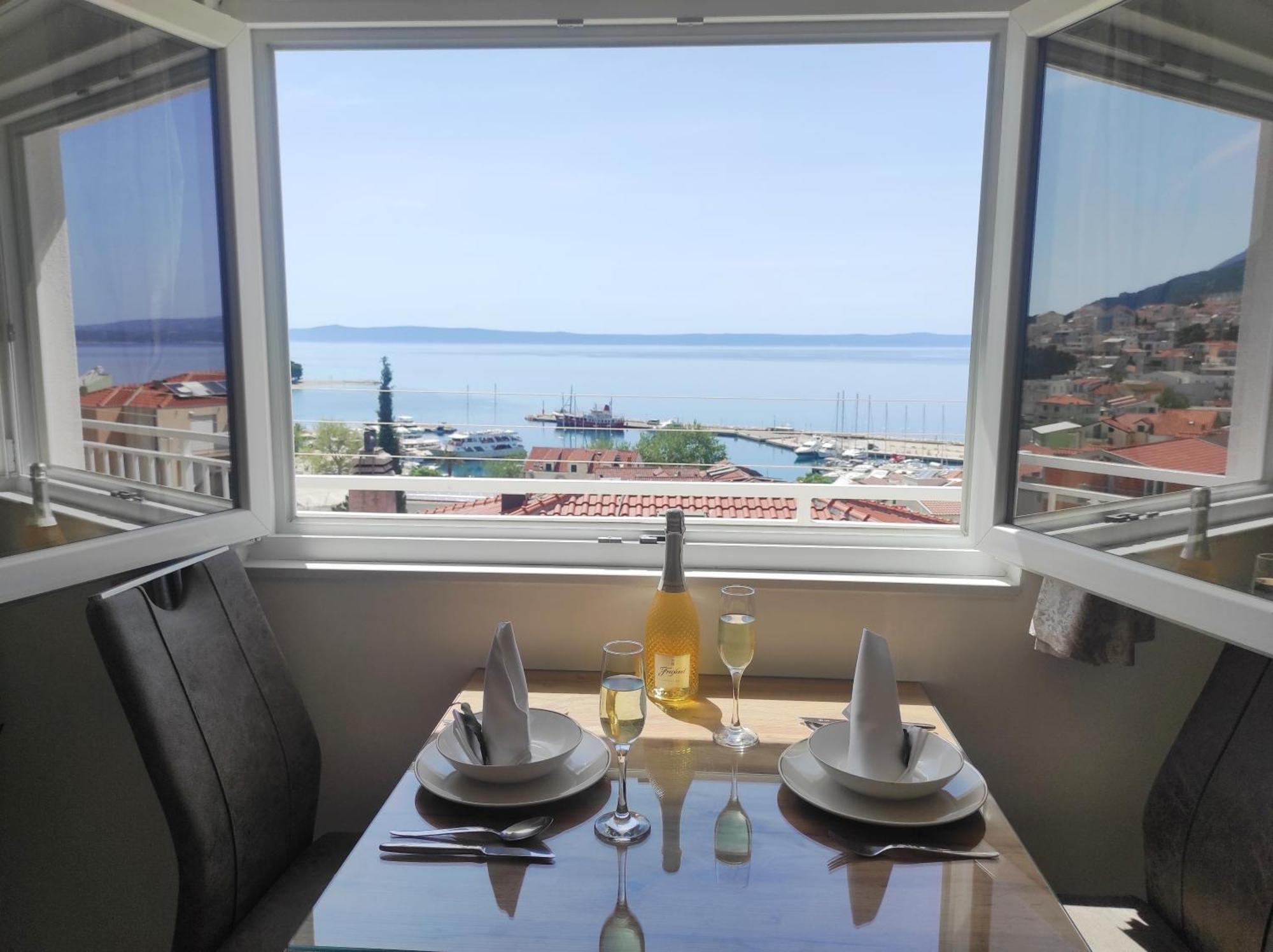 Apartment Topic Baška Voda Εξωτερικό φωτογραφία