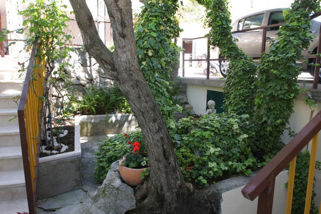 Apartment Topic Baška Voda Εξωτερικό φωτογραφία