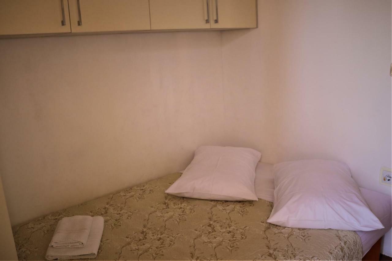 Apartment Topic Baška Voda Εξωτερικό φωτογραφία