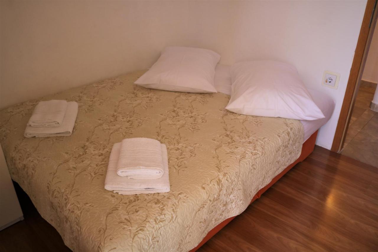Apartment Topic Baška Voda Εξωτερικό φωτογραφία